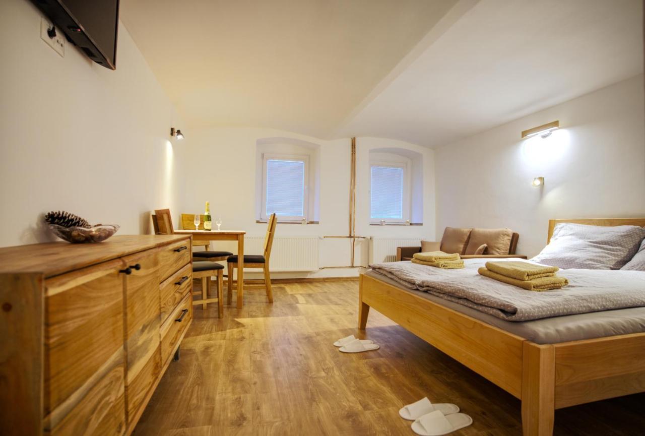 Apartmánek mezi kopci Jáchymov Exterior foto